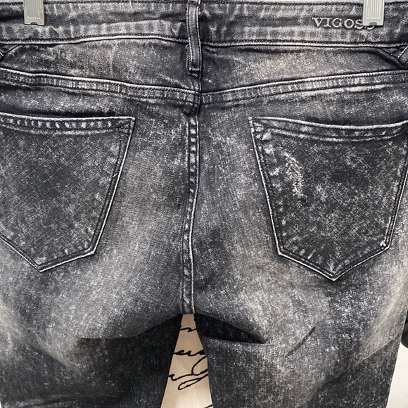 NWOT VIGOSS Ripped Distressed Whiskered Denim Pants Mid Rise Slim Fit - Picture 10 of 12